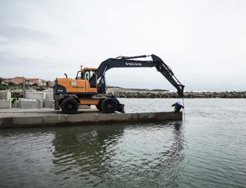 Travaux maritimes et rénovation du port de plaisance de frontignan : pose de bloc béton