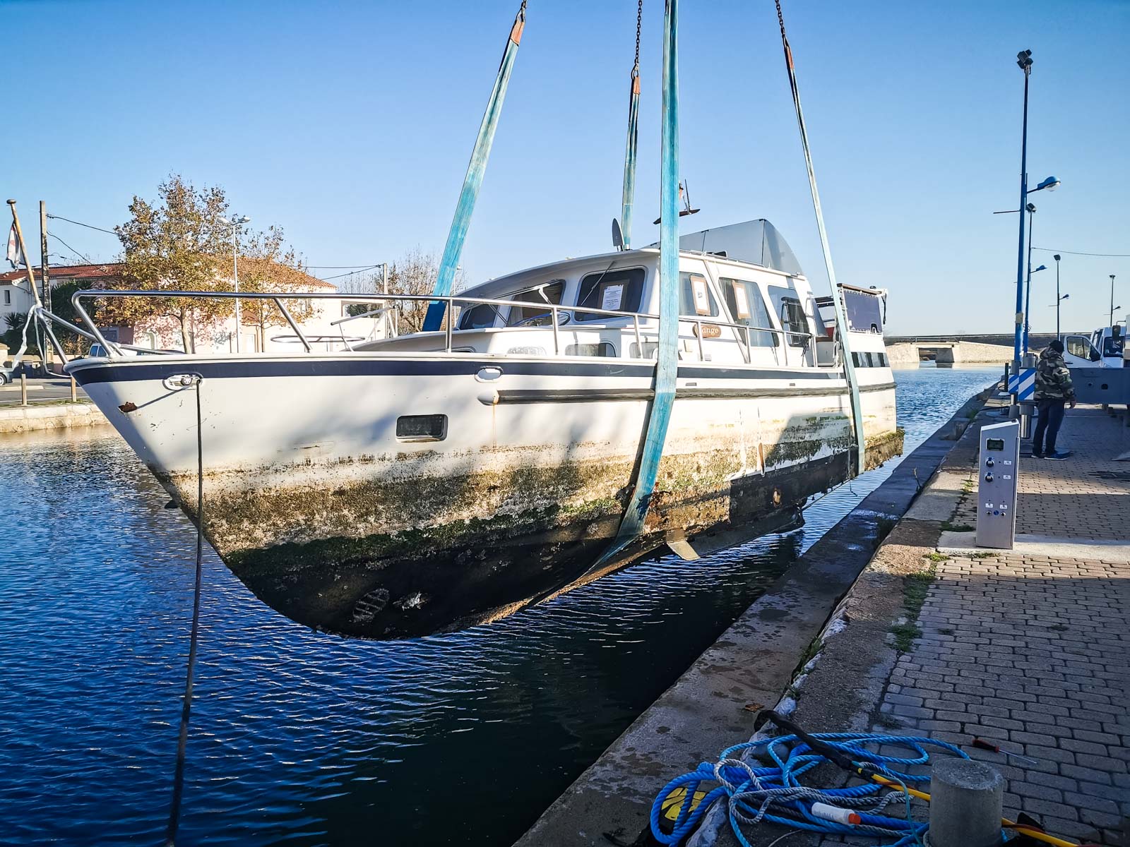 travaux sous marin renflouage frontignan scaphandrier farre